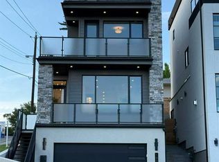 1924 S 10th Ave NW, Calgary, AB T2N1G3