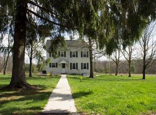 56 Pineside Dr, Perkasie, PA 18944