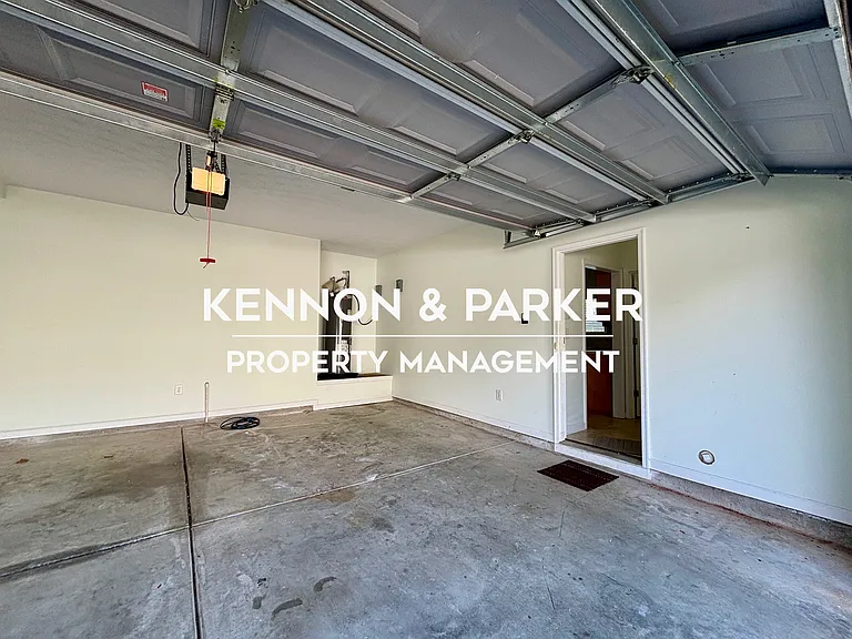 4613 English Ivy Dr — Photo 11