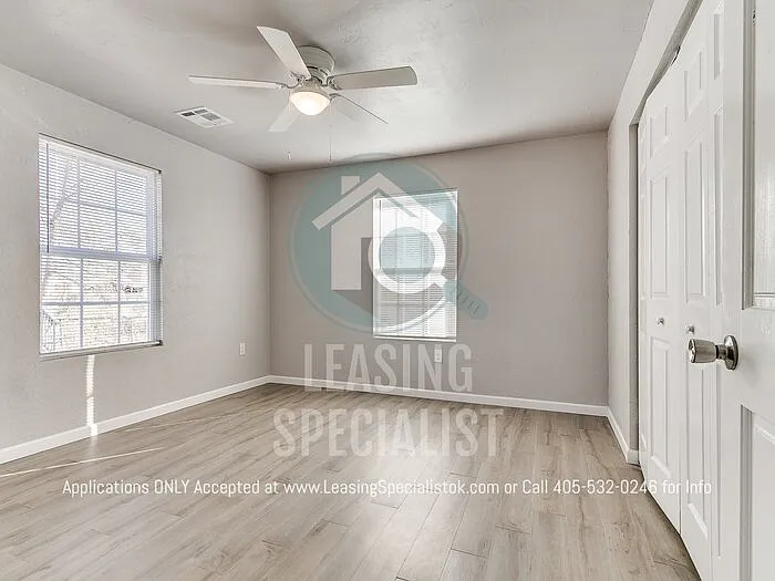1115 NW 27th St — Photo 39
