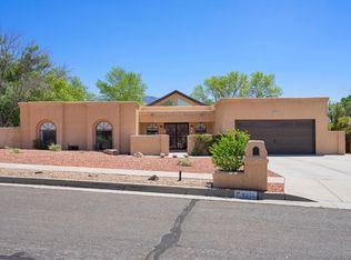 9301 Layton Loop NE, Albuquerque, NM 87111