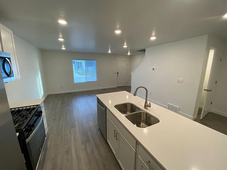 3953 W Yonex Dr — Photo 21