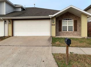 11032 Rose Ct, Farmington, AR 72730