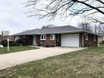 2609 Frontenac Dr, Erie, PA, 16511