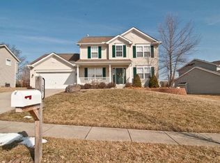 28 Forest Pond Dr, Monroe, OH 45050