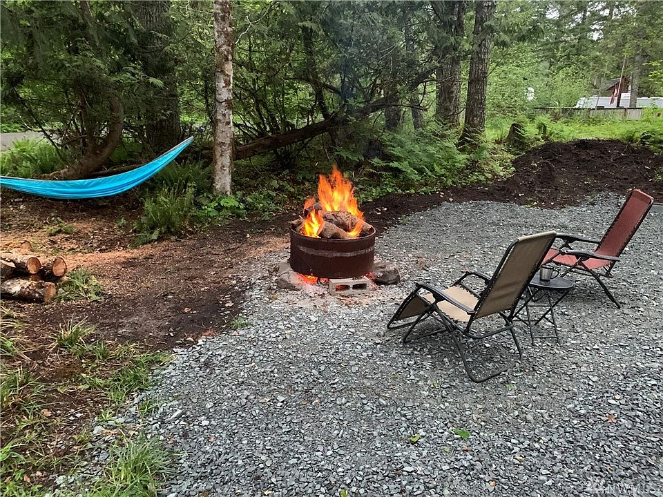 1st image of 106 Paradise Dr