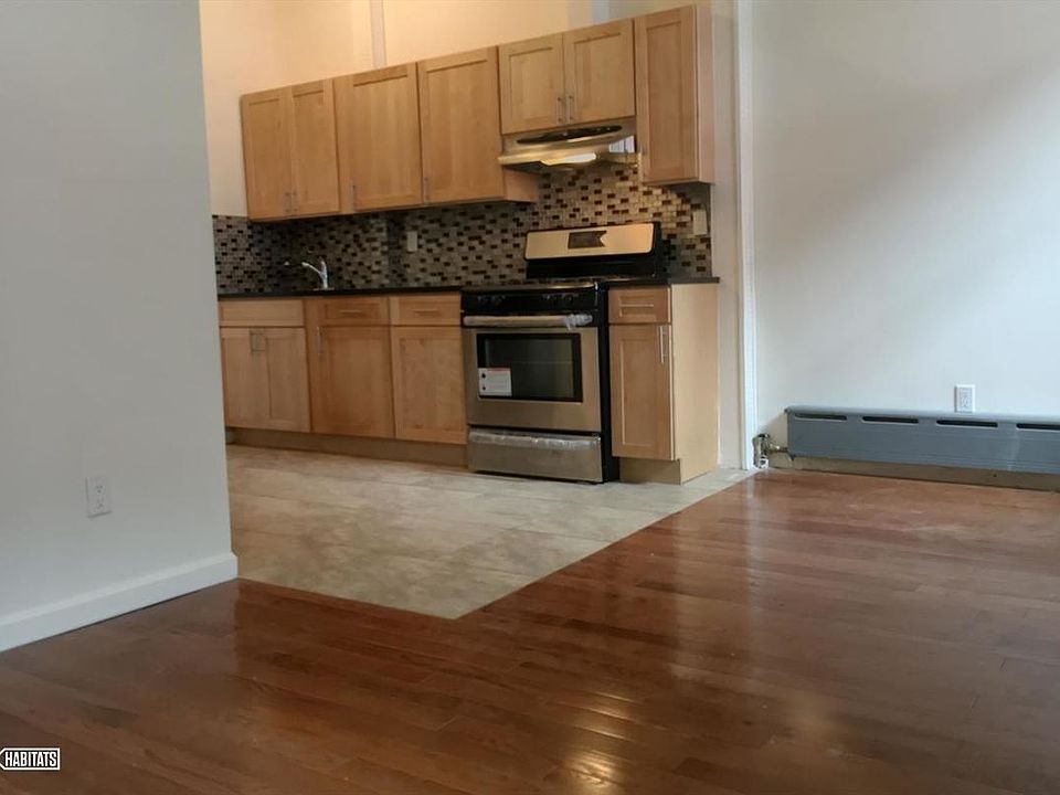 1st image of 301 E 104th St APT 7