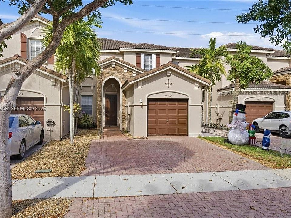 1st image of 15369 SW 8th Ln
