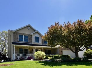1928 Berkshire Gardens Cc Ln, Normal, IL 61761