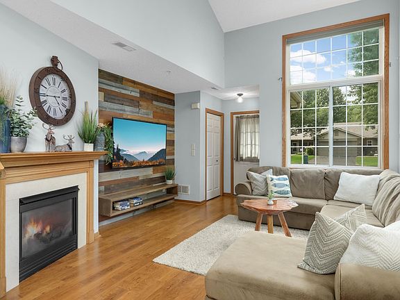 4th image of 307 Arrowhead Dr