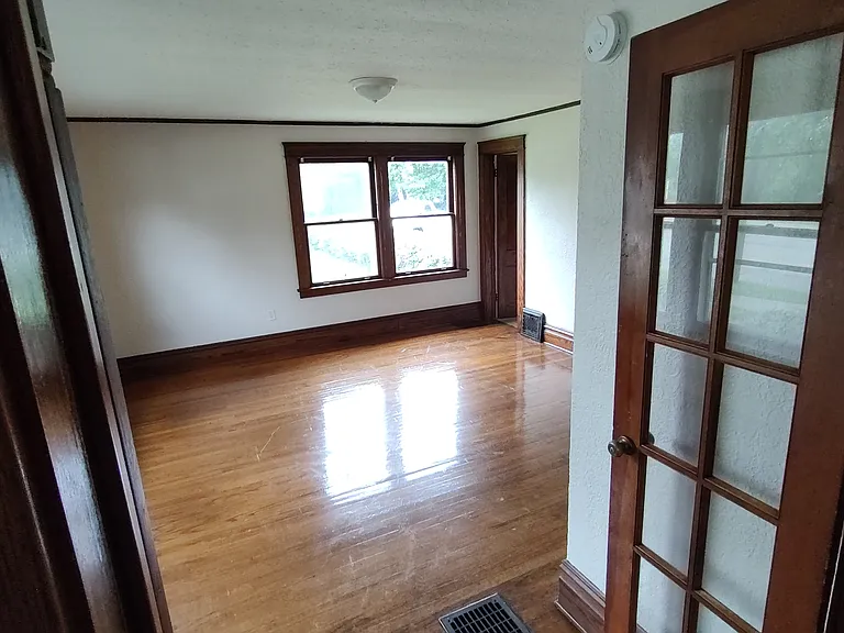 35 Calhoun St #D — Photo 6