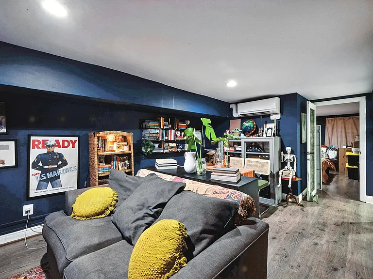 1120 I St NE #BASEMENT — Photo 10