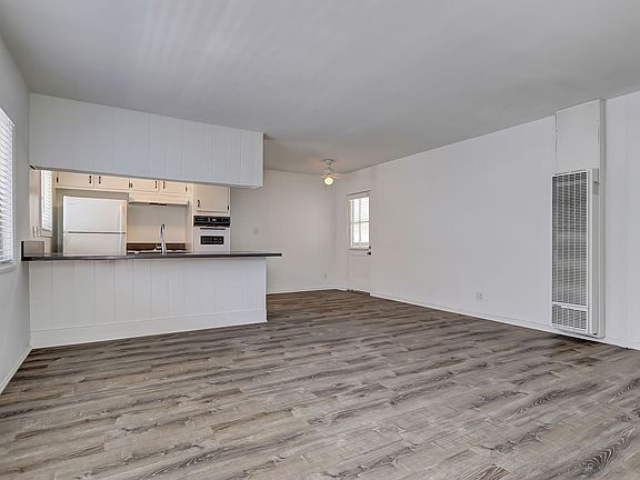5th image of 1256 Manhattan Beach Blvd #A