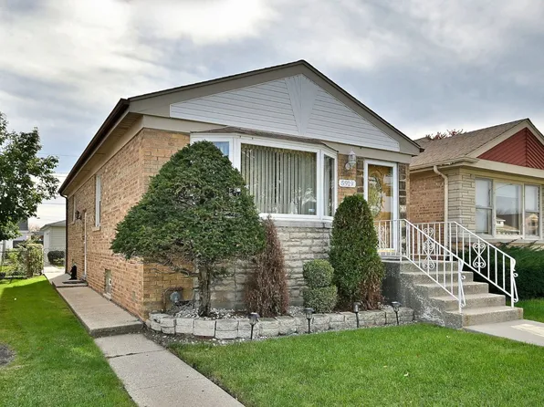 5919 W Foster Ave, Chicago, IL 60630