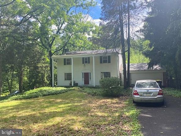 2nd image of 53 Tower Hill Rd