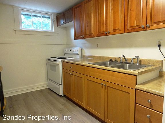 4th image of 2906 N 21st St #8642768