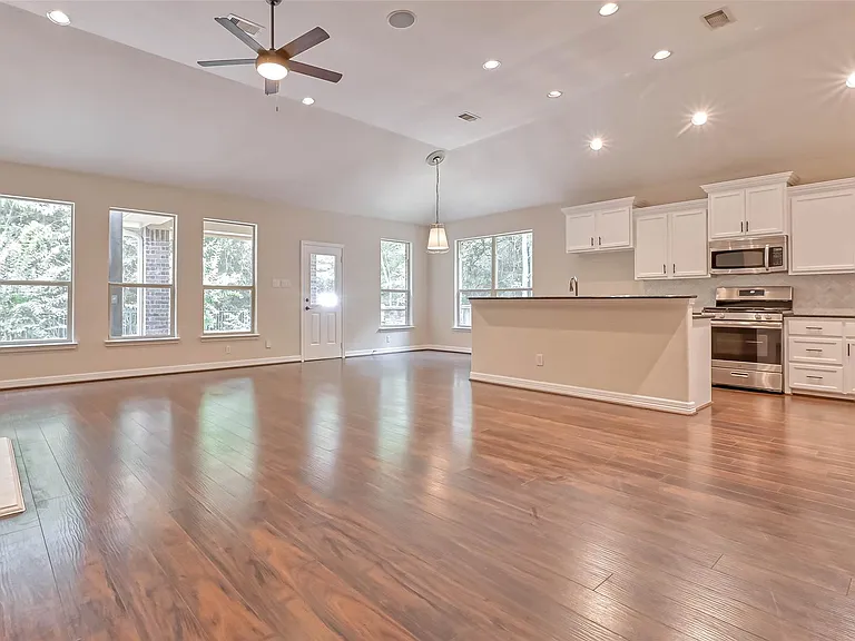 150 W Heritage Mill Cir — Photo 6