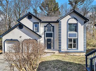 624 Longbow Ct, Stone Mountain, GA 30087