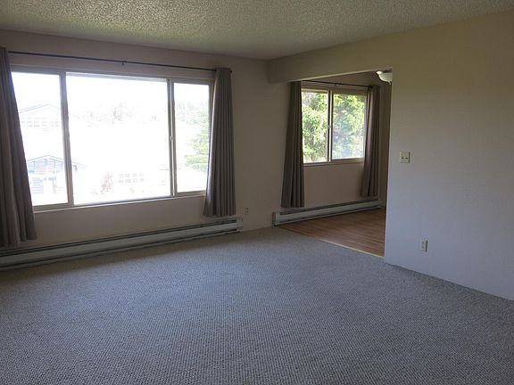2nd image of 1521 N B St APT 8