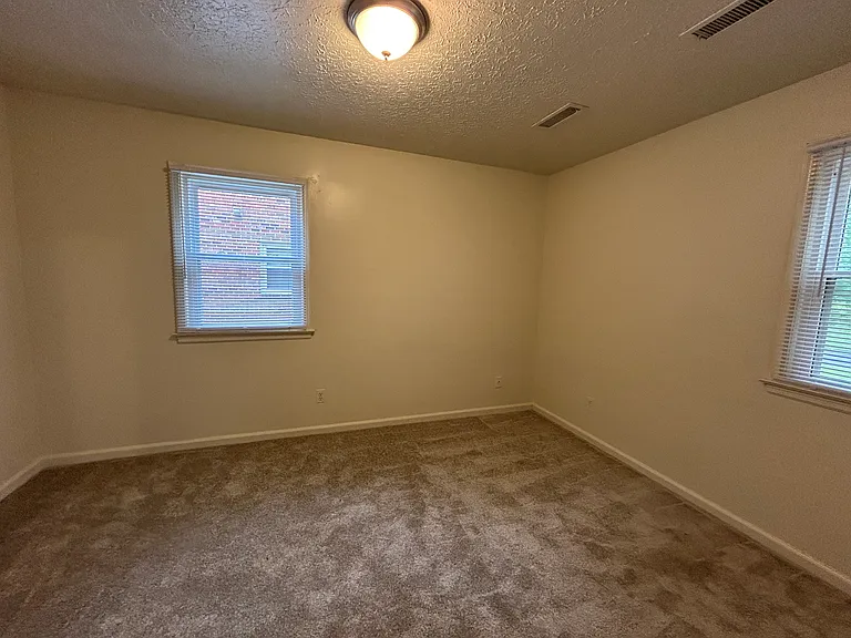 Beechwood Apartments — Photo 6