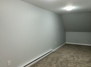 112 W 25th St APT 2, Northampton, PA 18067