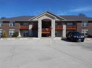 819 Elm Way Ct APT 1, Belleville, IL