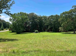 100 Aqua Marine Dr, Searcy, AR 72143