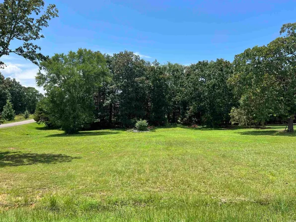 100 Aqua Marine Dr, Searcy, AR 72143