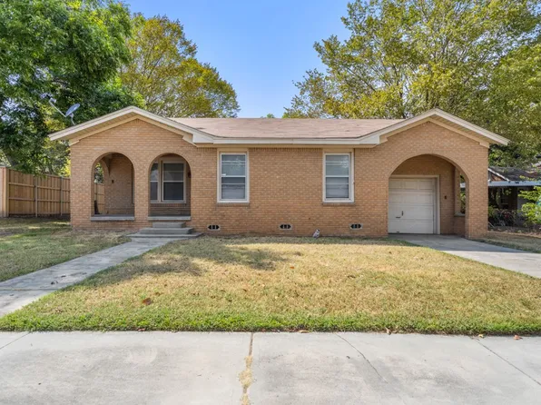 707 N Newsom St, Mineola, TX 75773