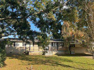 80 Lakeview Dr, Sycamore, GA 31790