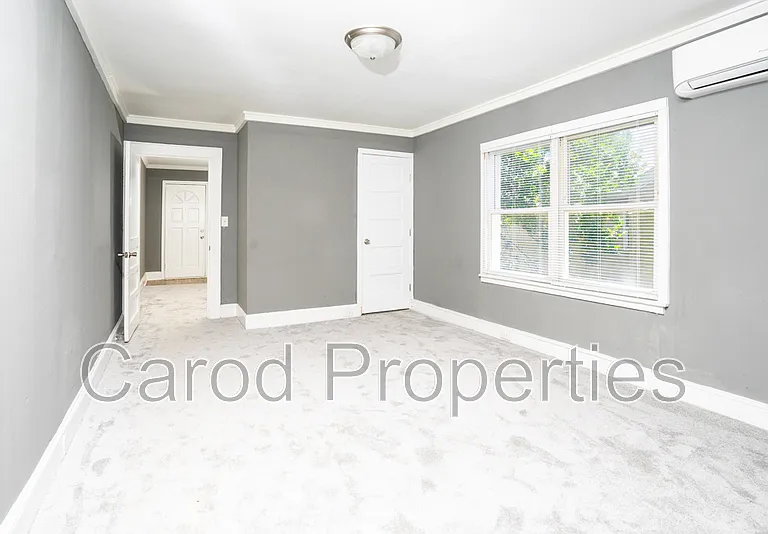 136 Powder St SW — Photo 6