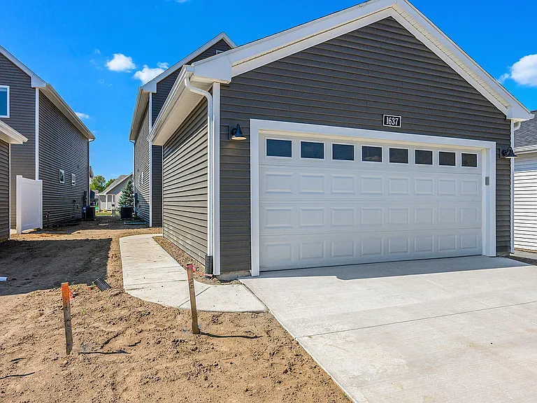 6130 Aurelius Rd — Photo 23