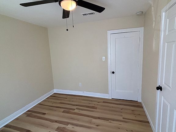 2nd image of 2132 W 84th Pl #B2