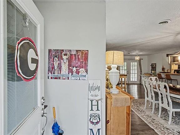 4th image of 13 Bishop Rd NW