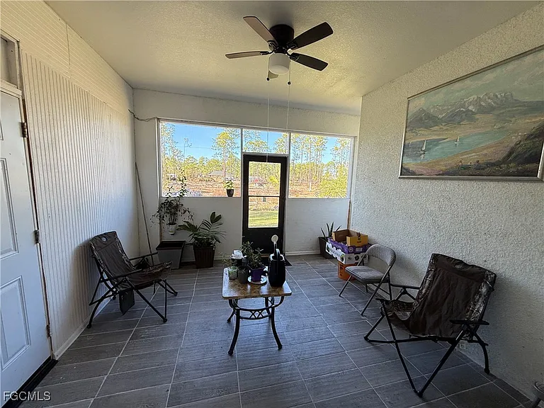 1407 8th Ave — Photo 10