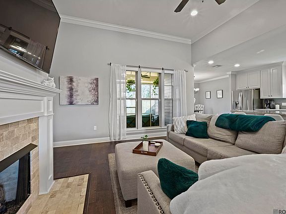 5th image of 39471 Waycross Ave