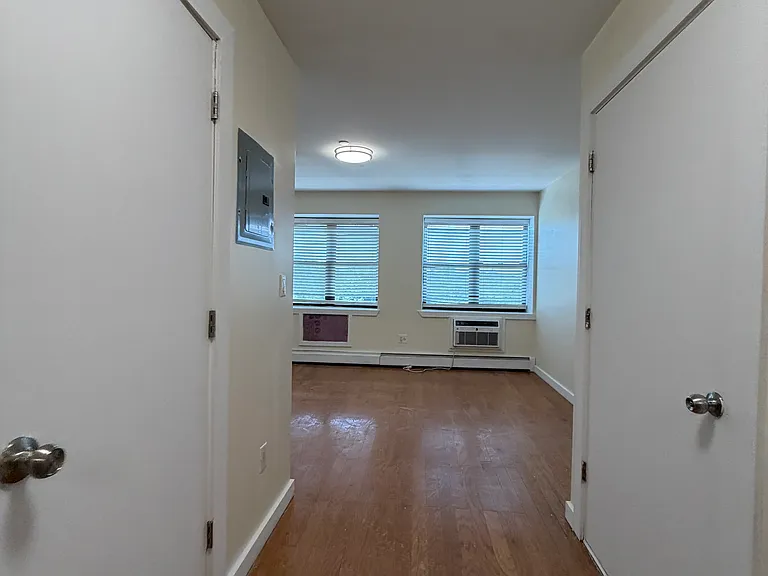 2278 Bronx Park E #8C — Photo 9