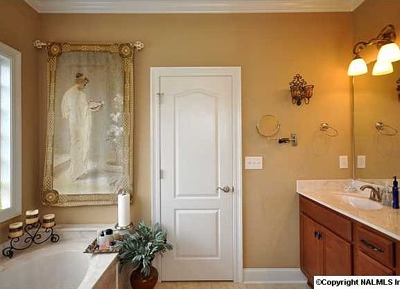 3rd image of 3205 Waterview Cir SE