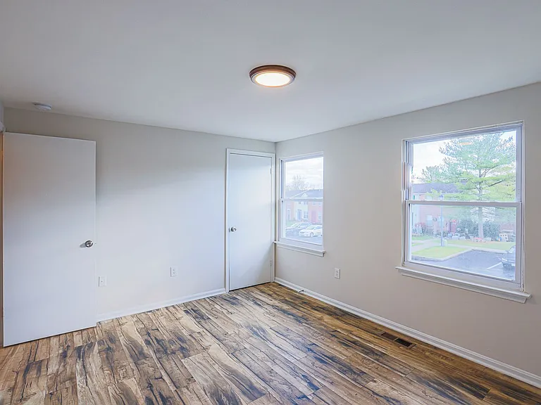 14 Luffing Ct — Photo 44