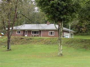 2977 Sandy Lake Grove City Rd, Stoneboro, PA 16153