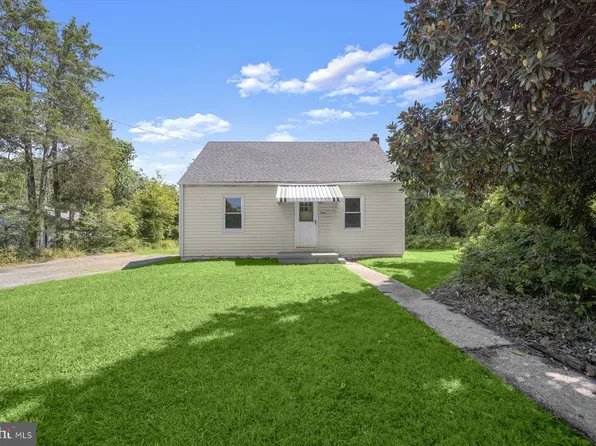 7520 Burgess Ln, Fort Washington, MD 20744