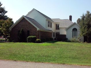 2250 Deep Creek Dr, Madisonville, KY 42431
