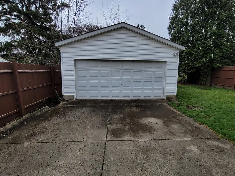 1213 Herman Ave — Photo 12
