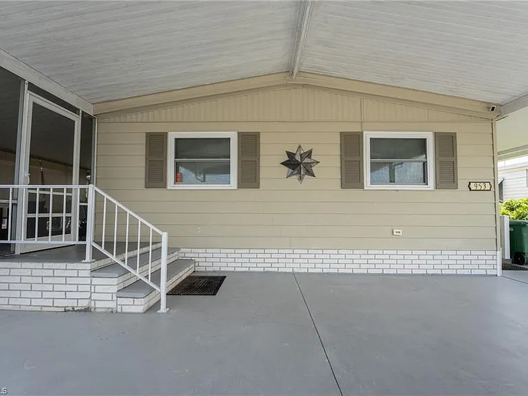 953 Bunker Hill Dr — Photo 4