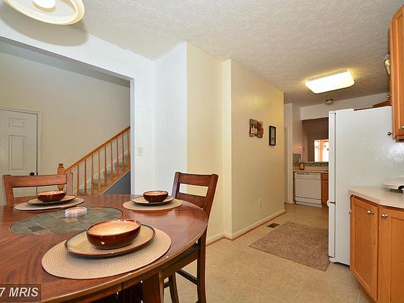 3rd image of 5012 Woods Line Dr Unit 45