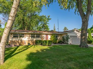 1626 Tarragon Dr, Madison, WI 53716