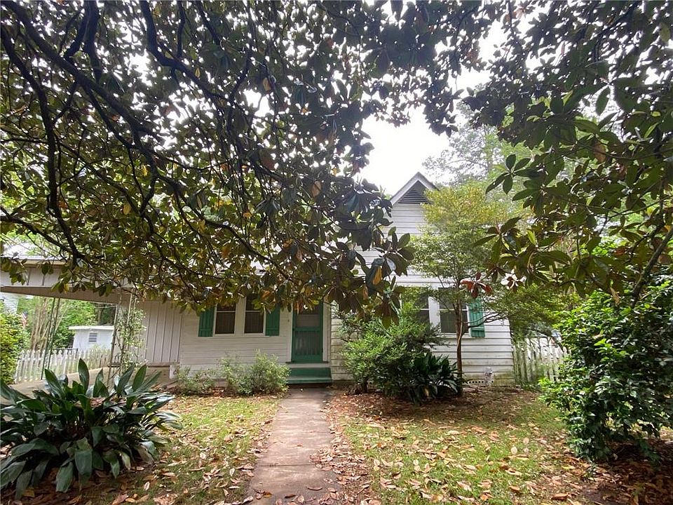 1st image of 749 Laurel Blvd