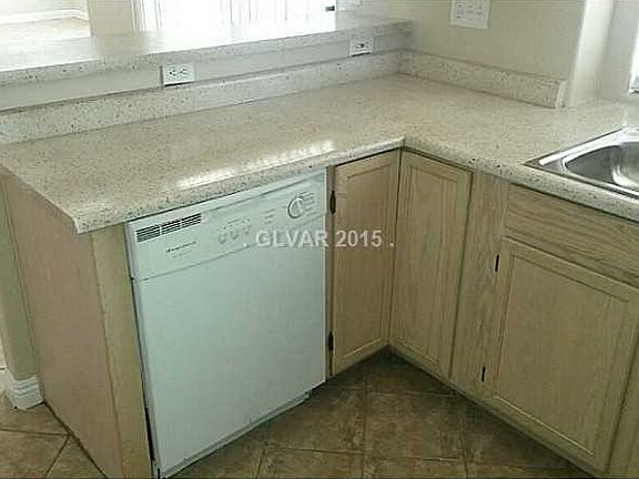 4th image of 5112 Jordan Frey St Unit 201