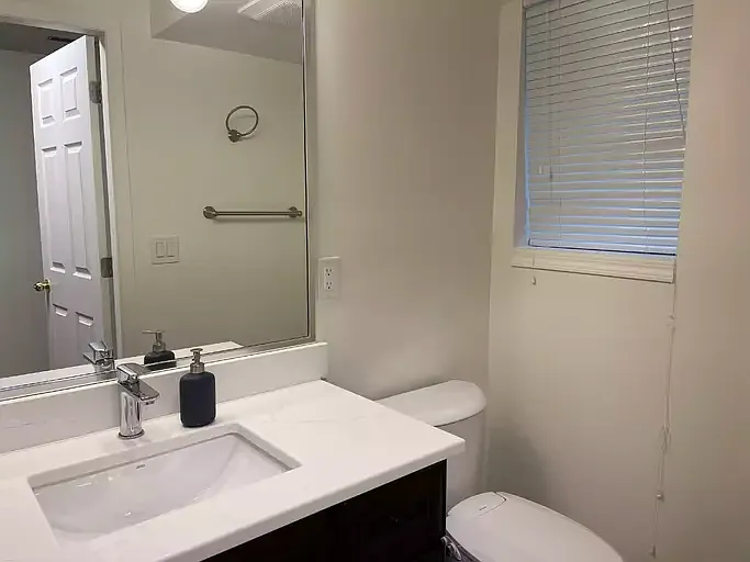 2659 Delahaye Dr #1A — Photo 9