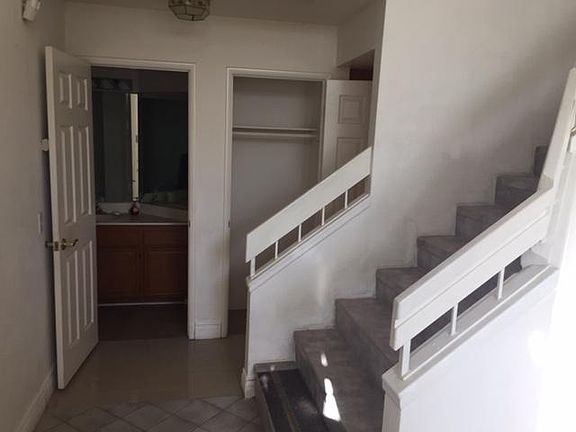 5th image of 25679 Fir Ave